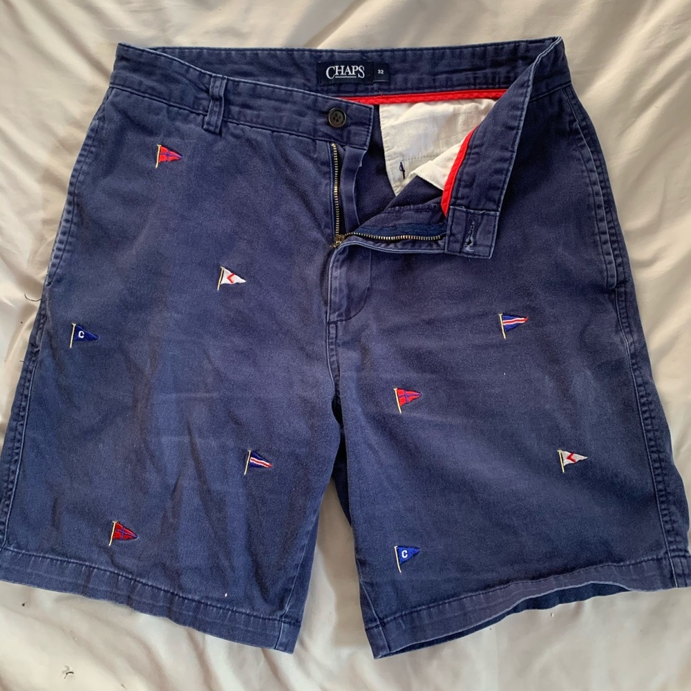 Super cute Chaps men shorts! - Picture 4 of 5